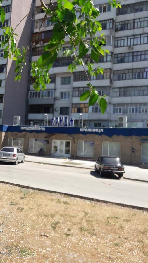 Apartment - Pervaya Liteinaya 2 Zaporizhia Buitenkant foto